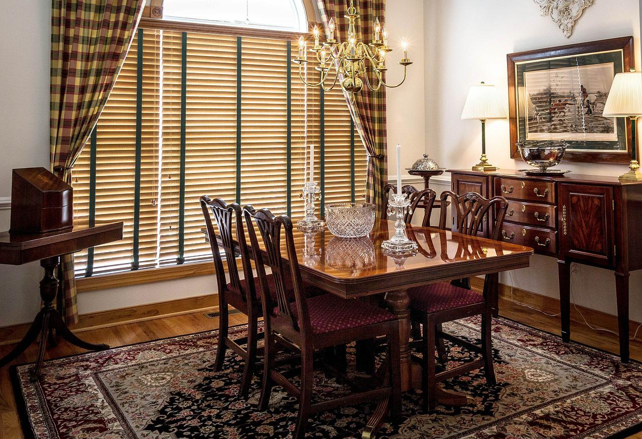 dining room, table, chairs-397197.jpg
